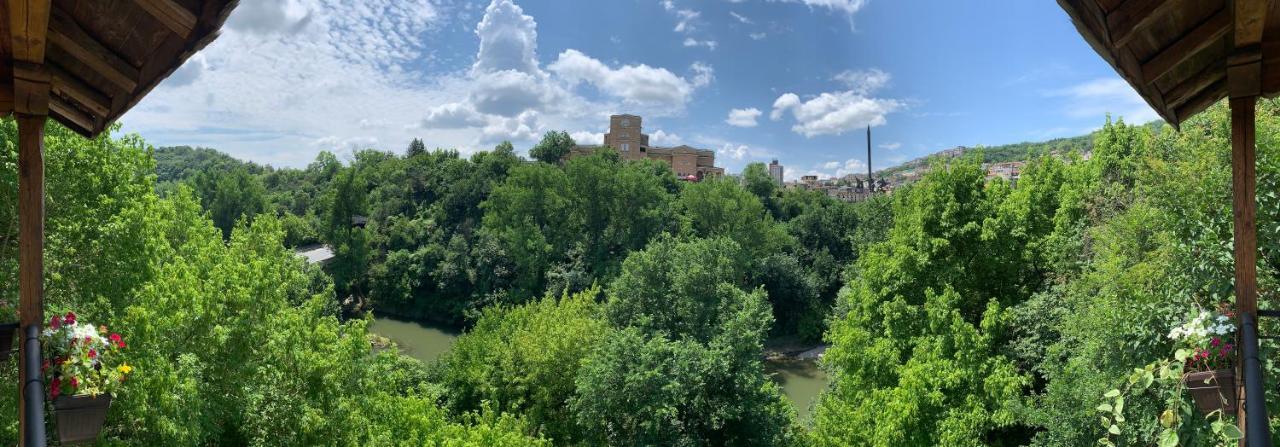 Spring/Пролет Veliko Tarnovo Exterior foto